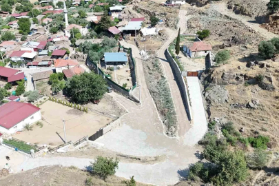 Nazilli Belediyesi Kırcaklı’da yolları yeniledi
