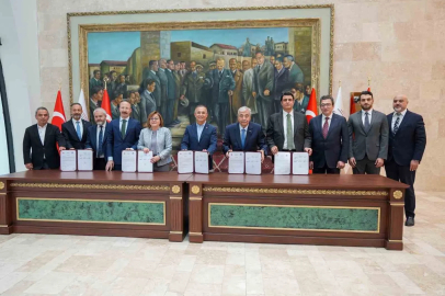 İmzalar Kur’an Kursu için atıldı
