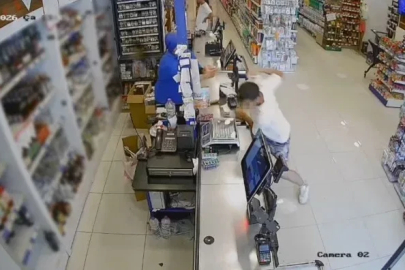 Antalya’daki zincirleme kapkaç ve gasp olayında marketteki kasiyer yaşadığı şoku anlattı
