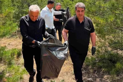 Anahtar Parti Kırşehir Teşkilatı orman temizliği seferberliğine katıldı
