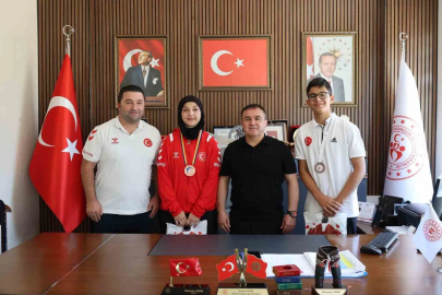 Bilecikli milli sporcuların başarısı gururlandırdı
