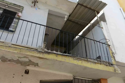 Mersin’de balkonda akıma kapılan 1,5 yaşındaki Yamaç yaşam mücadelesini kaybetti
