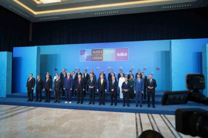 Çekya NATO’da iki liderle temsil edilen ilk ülke oldu
