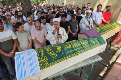 Yalova’da motosiklet kazasında ölen çift, toprağa verildi
