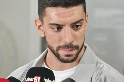 Trabzonspor, Cenk Özkacar ile 3+1 yıllık sözleşme imzaladı