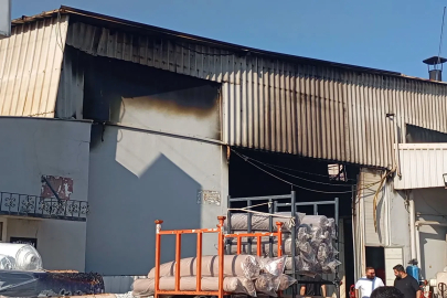 Bursa'da kumaş fabrikasında yangın 