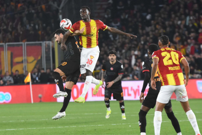 Göztepe Juan ve Dennis'i saklıyor
