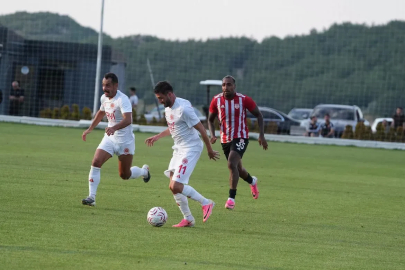 Pendikspor hazırlık maçında Batman Petrolspor'u 3-1 mağlup etti