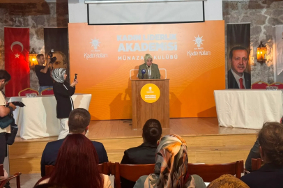 AK Parti'li Ercan ‘Kadın Liderlik Akademisi Münazara Kulübü’ kapanış programına katıldı