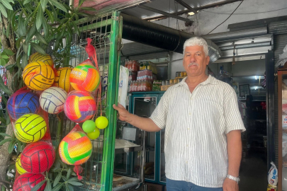 Bakkala giren 90'lı yıllara yolculuk yapıyor