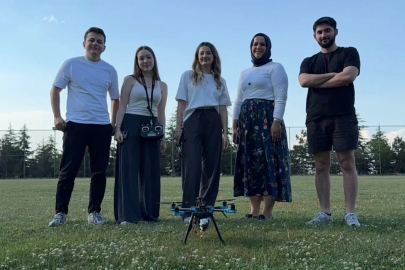 Üniversite öğrencilerinden, yüz tanıma özellikli devriye dronu