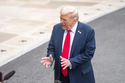 Trump: Hürmüz Boğazı'nda gemilere verilecek zarar İran parasıyla karşılanacak