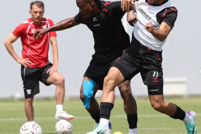 Sivasspor, yeni sezon hazırlıklarını Erciyes'te sürdürüyor