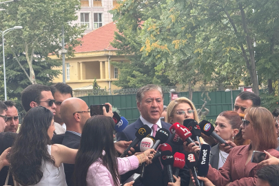 Özgür Özel'in partisinin adı 'Yeni Parti' oldu (2)