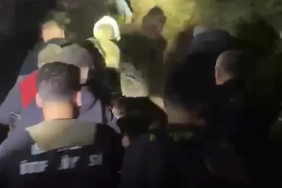 Yamaç kenarına düşen vatandaşı itfaiye kurtardı 