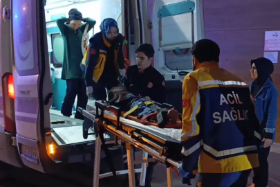 Bursa'da 2'nci kat pencereden düşen  çocuk ağır yaralandı 