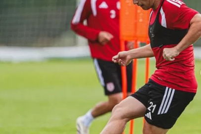 Pendikspor, yeni sezon öncesi Erciyes'te güç depoluyor