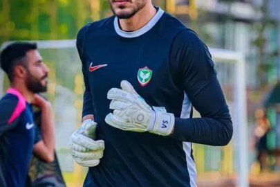 Amed Sportif Faaliyetler’de kaleci Veysel Sapan, kamptan ayrıldı