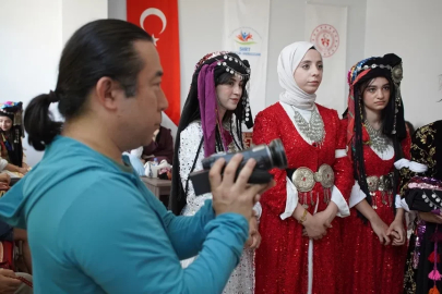 Japon araştırmacı, Siirt'in halk oyunları ve dengbej kültürünü arşivledi