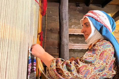 10 yıldır poşetleri kumaşa dönüştürüyor