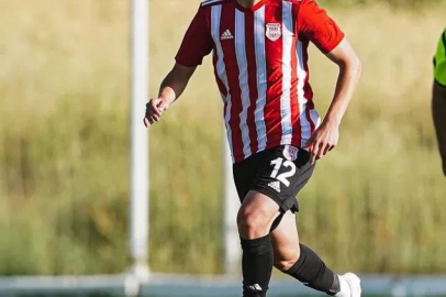 Ümraniyespor hazırlık maçında Pendikspor'u 2-1 mağlup etti