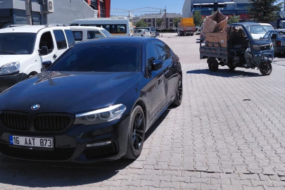 Otomobil ile triportör çarpıştı: 1 yaralı