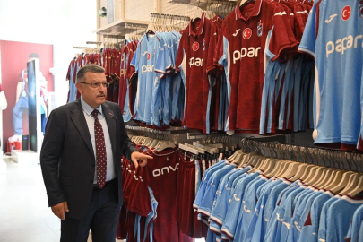 Başkan Genç'ten Trabzonspor'a  6 BİN 661 formayla destek 