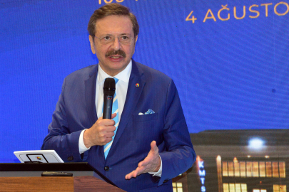 Hisarcıklıoğlu: Güçlü Türkiye hedefimize güçlü şehirlerle ulaşabiliriz