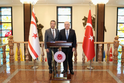 Bakan Güler, KKTC Dışişleri Bakanı Ertuğruloğlu ile görüştü