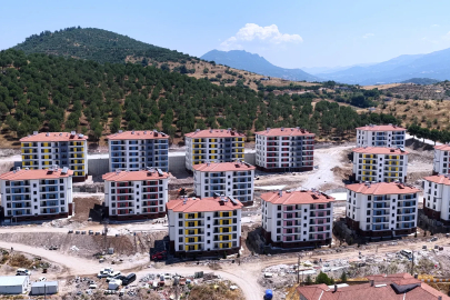 Bakan Kurum'dan Sındırgı depreminin 1'inci yılı paylaşımı