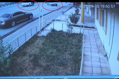 El freni çekilmeyen otomobili belediye çalışanları durdurdu