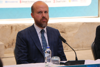Bilal Erdoğan: Malazgirt ve Çanakkale gelecek bin yılımızın çözümlerini de önümüze koyuyor