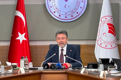 Bakan Yumaklı: Bazen çok az, bazen de çok fazla suyla mücadele etmek zorunda kalacağız