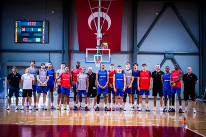 TOFAŞ Basketbol Takımı yeni sezon için çalışmalara başladı 