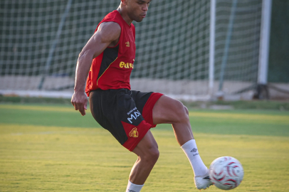 Göztepe'de Bekir Turaç'ın transferi Juan'a takıldı