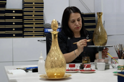 Cam, ustaların elinde sanata dönüşüyor 