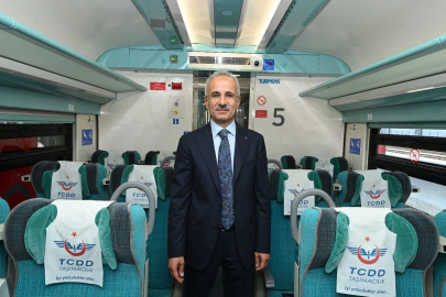 Bakan Uraloğlu: Hızlı trenle bağlanan il sayımızı 27'ye yükseltmeyi hedefliyoruz