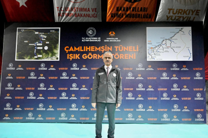 Bakan Uraloğlu: Çamlıhemşin tünelli geçişi pazartesi günü hizmete açılacak