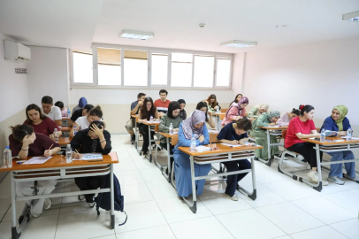 Büyükşehir’den memur adaylarına KPSS provası 
