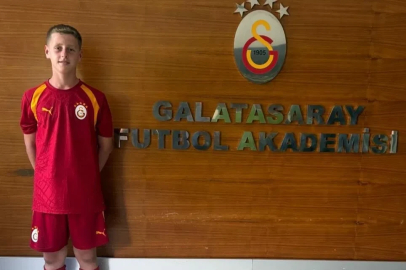 Urla Belediyesporlu genç futbolcu Ramazan Aras Asrak Galatasaray'a transfer oldu