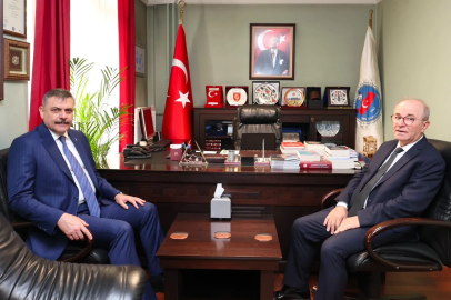 Bakan Çiftçi'den Türk İdareciler Derneği'ne ziyaret