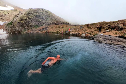 Egeli doğaseverlerin Karadeniz rotası; 3 bin rakımda buz banyosu / Ek fotoğraflar