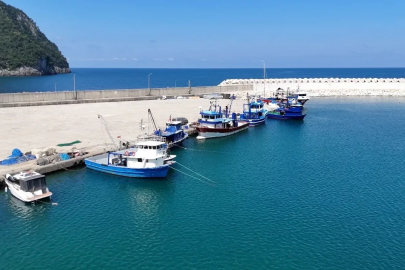 Doğal güzellikleri ile öne çıkan Tarlaağzı Plajı dronla görüntülendi