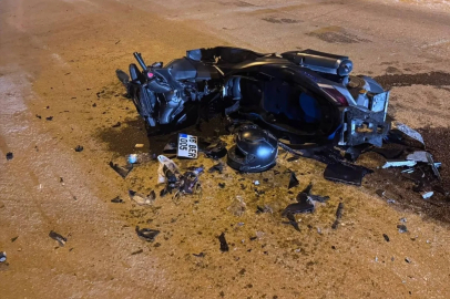 Bursa'da otomobille çarpışan motosikletin sürücüsü ağır yaralandı