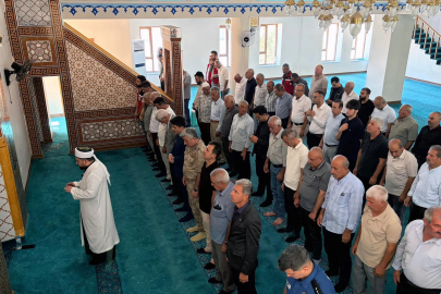 Derik’te 2 TIR’ın karıştığı kazada ölen 21 kişi için mevlit okutuldu
