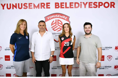 Yunusemre Belediyespor'a işitme engelli milli smaçör