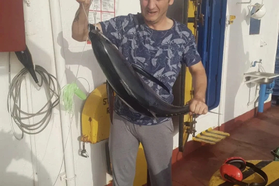 Rusya açıklarında saldırıya uğrayan gemide ölen aşçının amcası, aralarındaki son konuşmayı anlattı