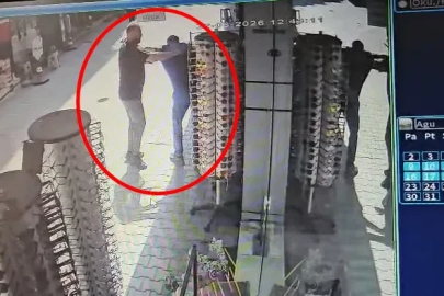 Nefes borusuna sakız kaçan kuryeyi Heimlich manevrasıyla kurtardı: o anlar kamerada