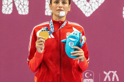 Bursalı sporcu Hatice Kübra, Akdeniz Oyunları’nda altın madalya kazandı 