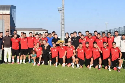 Yasemin Adar'dan Balıkesirspor'a ziyaret